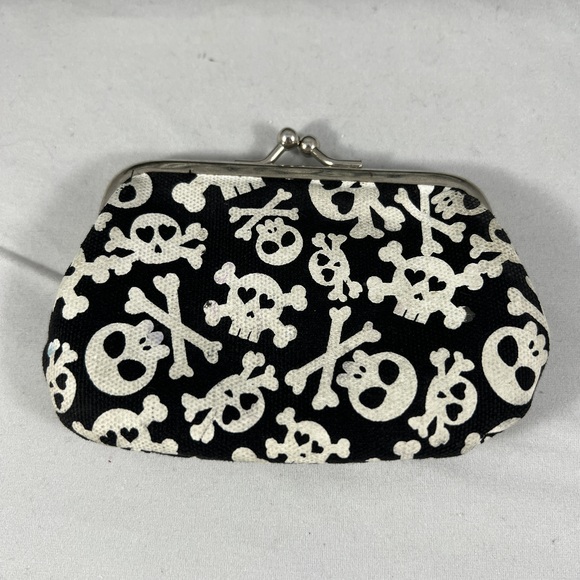 2 Skull Pouches Black White Skull Crossbones Gothic Alternative Spooky Edgy Cool - Picture 2 of 12
